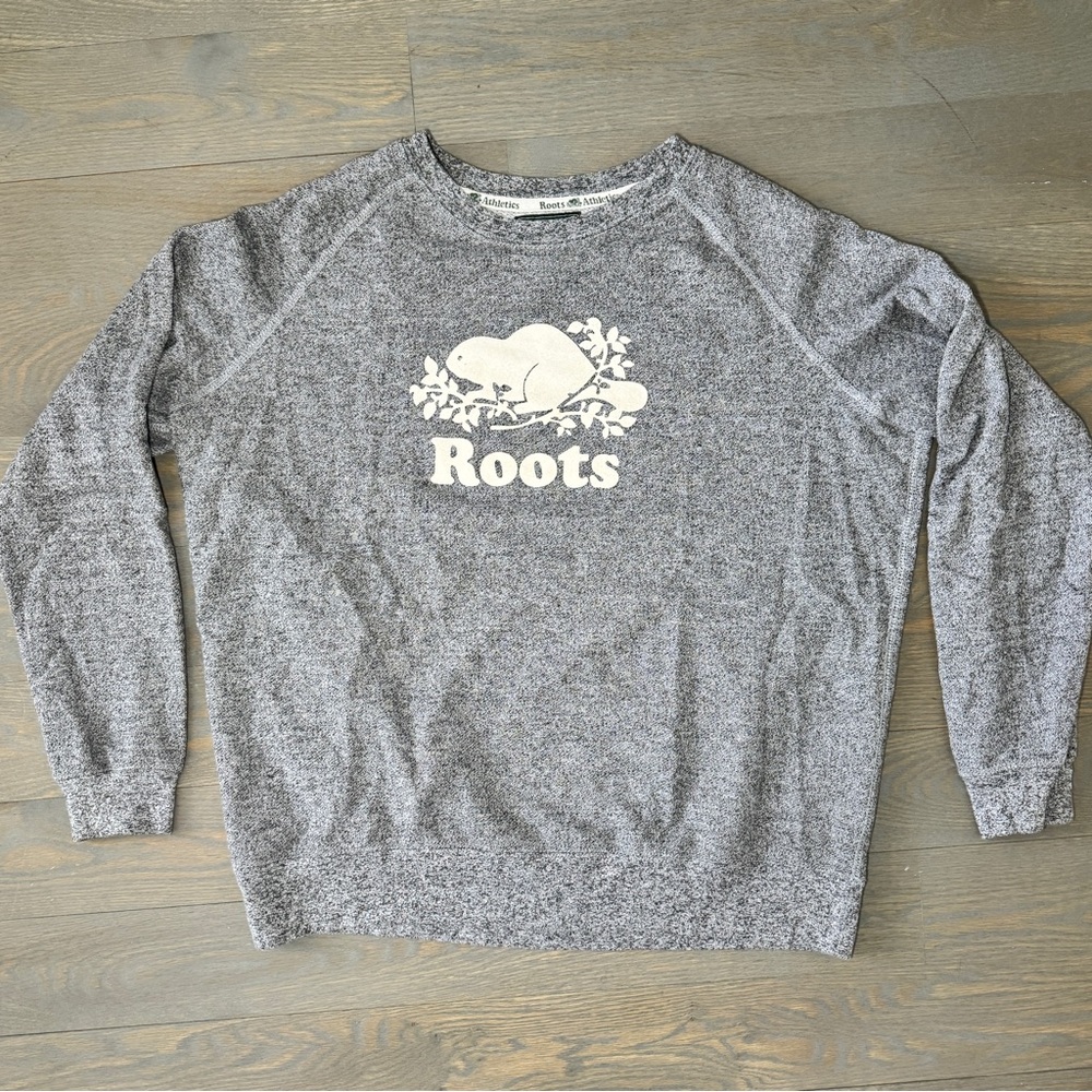 Roots Original Crew Sweatshirt in Salt & Pepper.